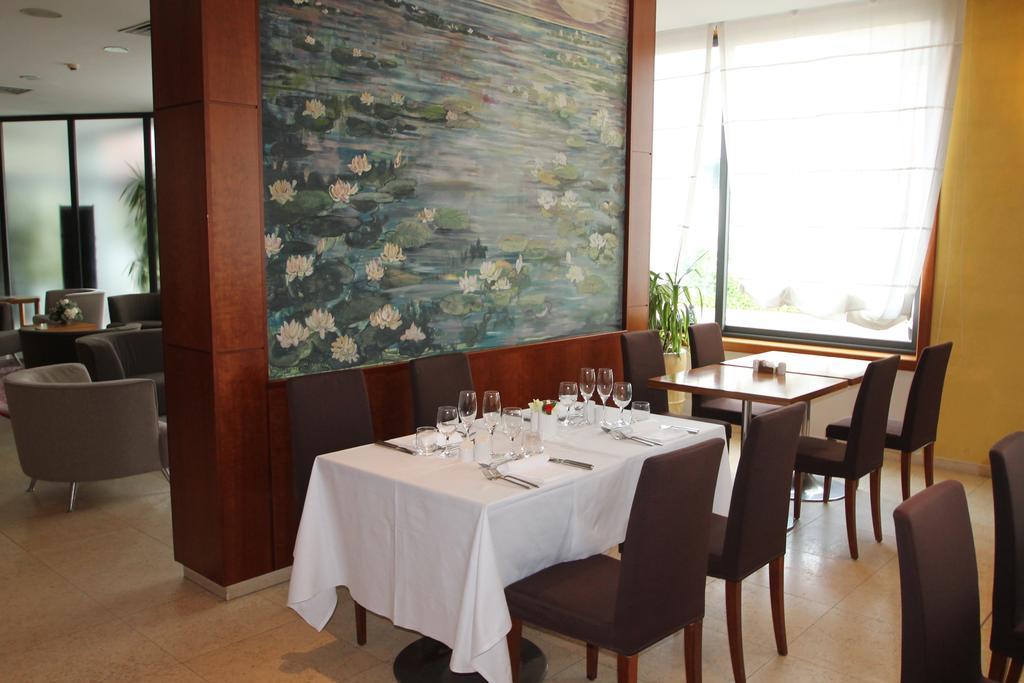 Mh Hotel Piacenza Fiera Bagian luar foto