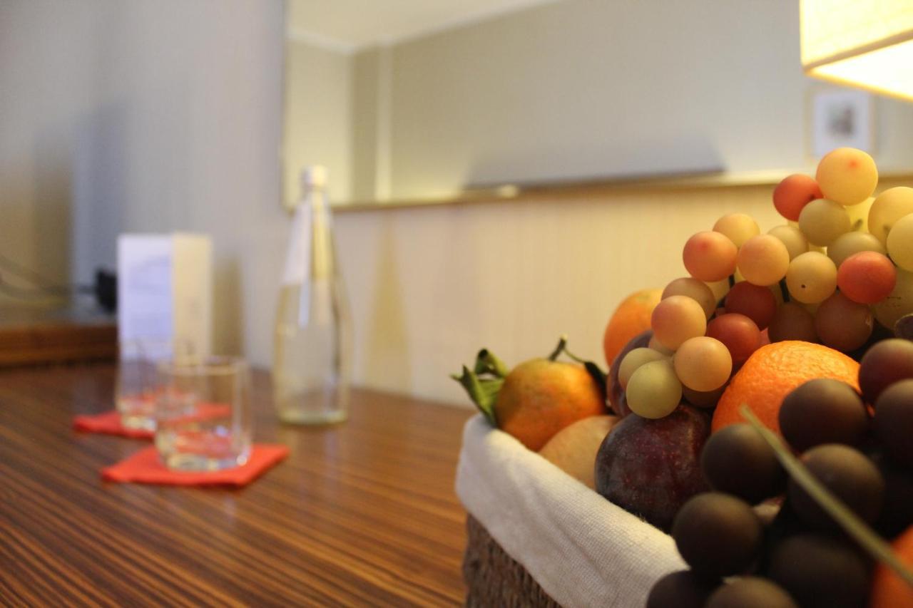 Mh Hotel Piacenza Fiera Bagian luar foto