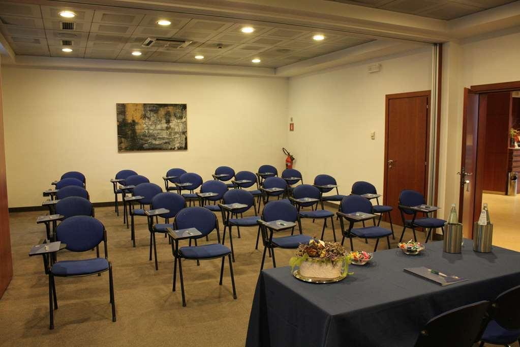 Mh Hotel Piacenza Fiera Fasilitas foto
